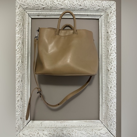 Matt &Nat satchel bag purse. Great for work or weekend! Vegan leather. - Picture 1 of 10